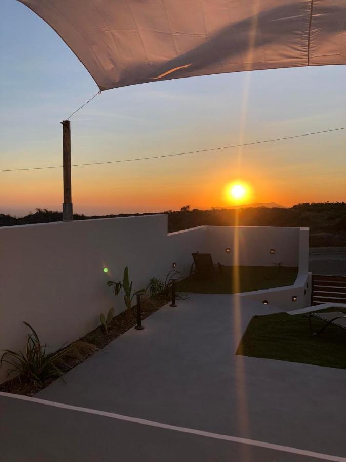 Lejardin Suites Santorini Pýrgos エクステリア 写真